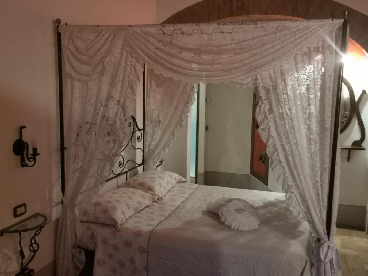 פיינצה Agriturismo Palazzo Conti A מראה חיצוני תמונה